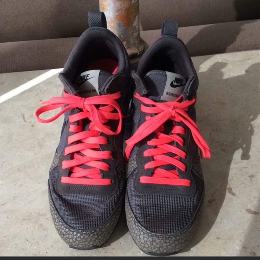 Nike internationalist md runner